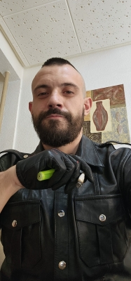 leather afternoon 😈🖤👊