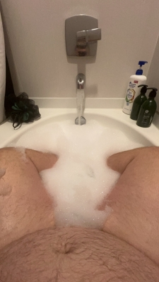 Come join my bath, fags.